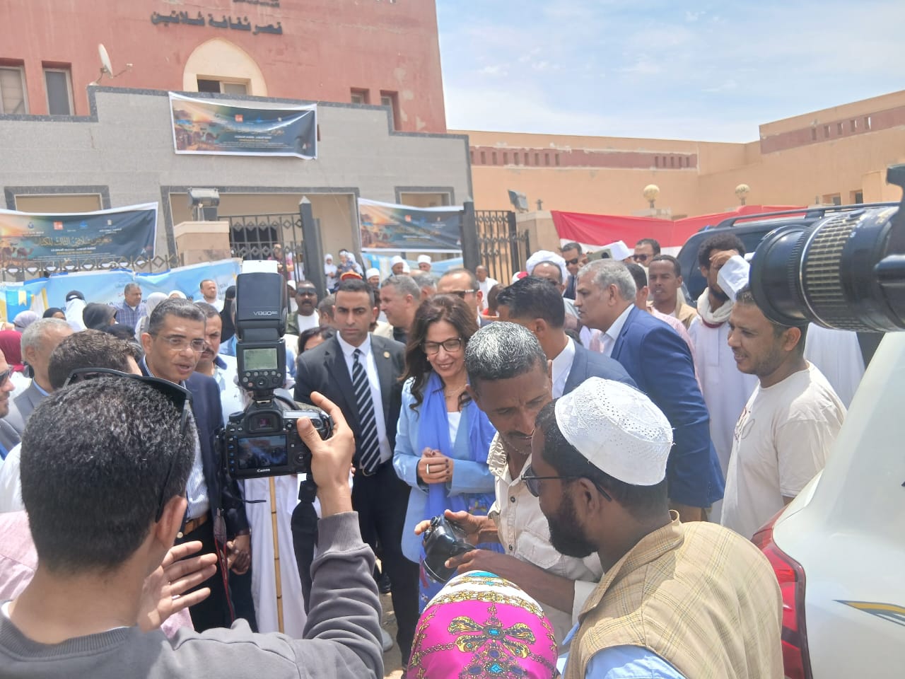 الدكتورة جيهان زكي، وزيرة الثقافة