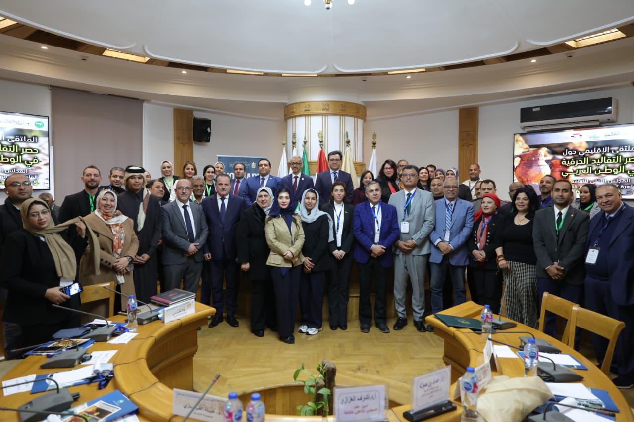 الدكتور أحمد فؤاد هَنو 