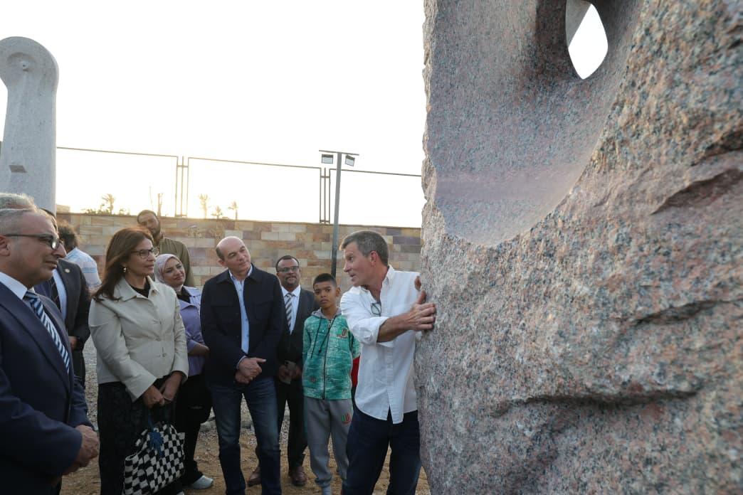 الدكتورة جيهان زكي، وزيرة الثقافة