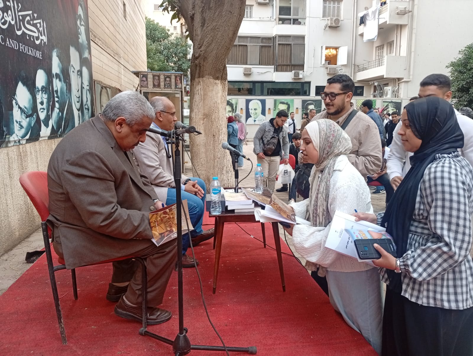 الدكتور سيد علي إسماعيل