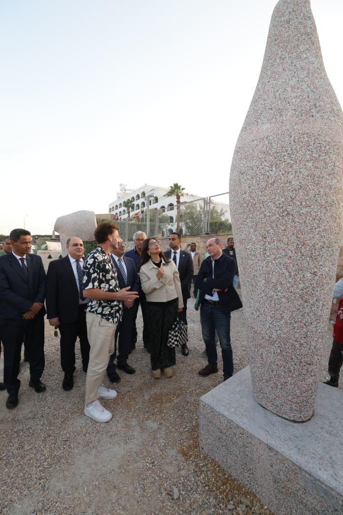 الدكتورة جيهان زكي، وزيرة الثقافة