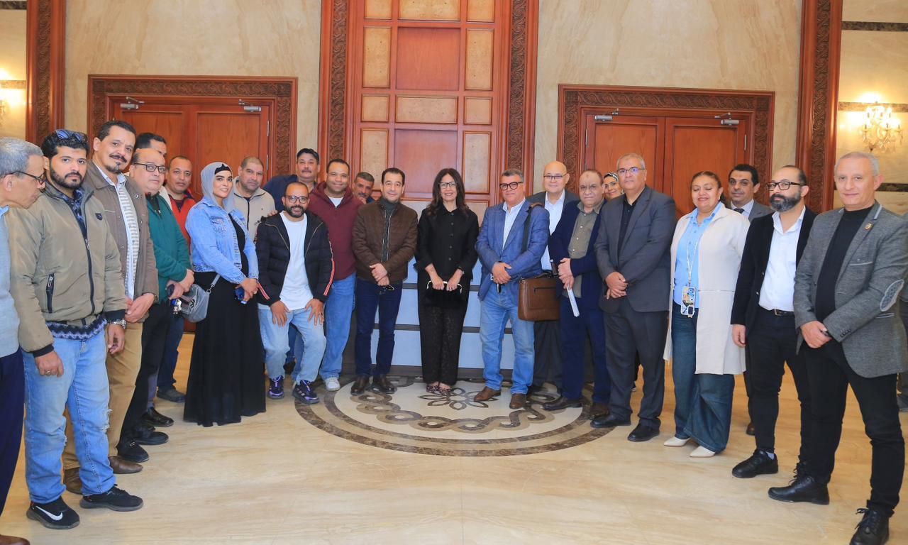 الدكتورة جيهان زكي، وزيرة الثقافة