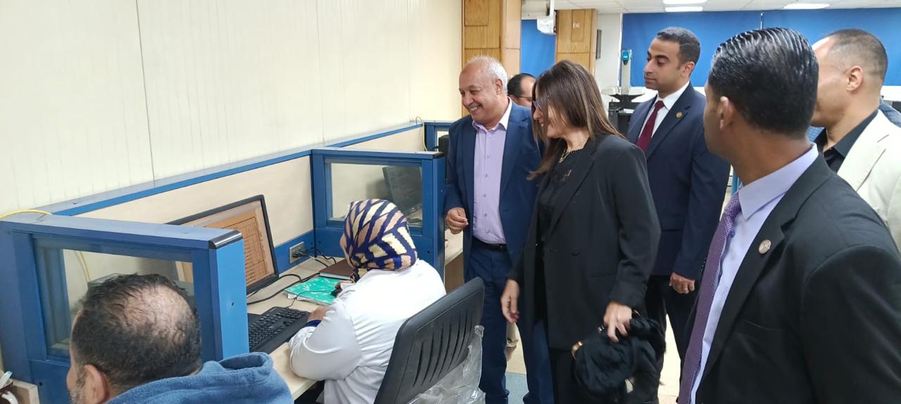 الدكتورة جيهان زكي، وزيرة الثقافة