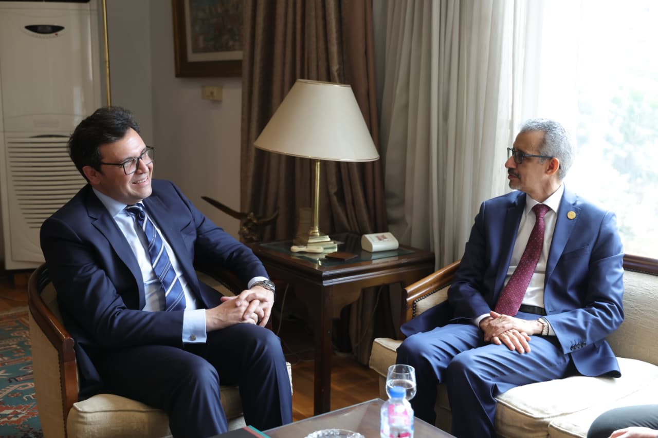 لدكتور أحمد فؤاد هنو، وزير الثقافة