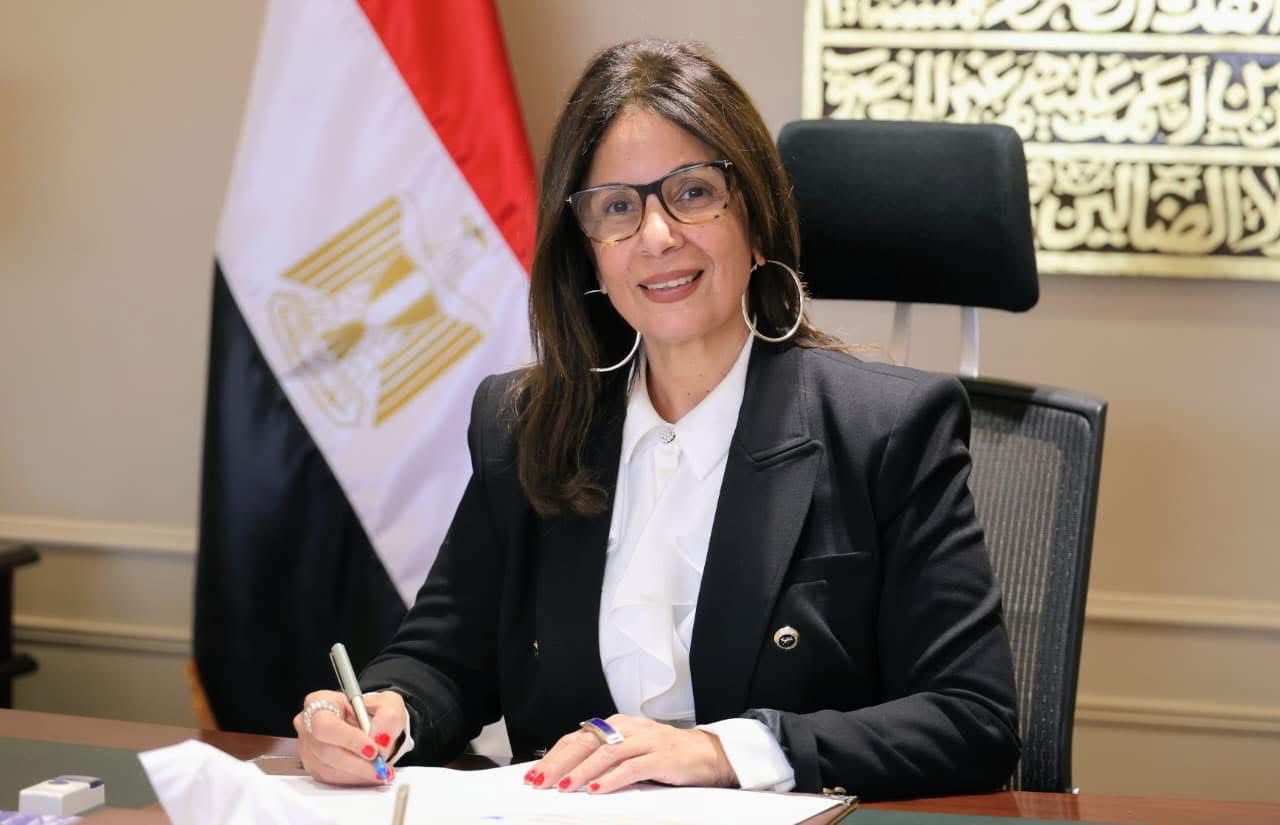 الدكتورة جيهان زكي، وزيرة الثقافة