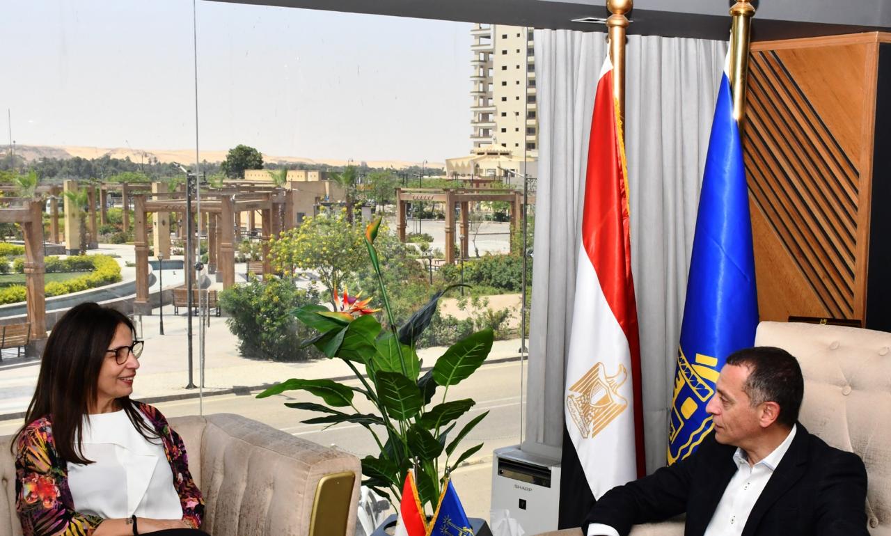 المهندس عمرو لاشين، محافظ أسوان